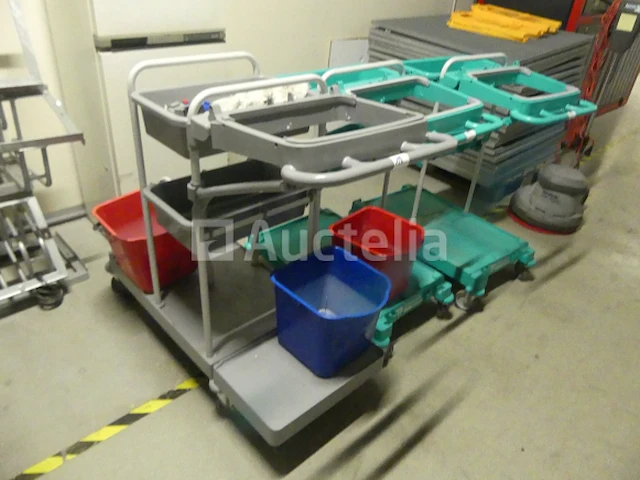 Schoonmaak trolleys - afbeelding 1 van  5