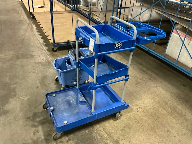 Schoonmaakwagen (2x) - afbeelding 2 van  3