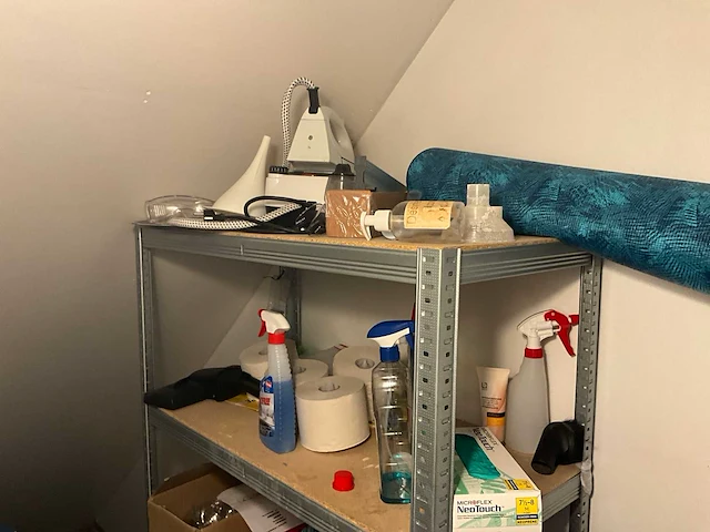 Schoonmaakwagen boma + diverse schoonmaakmiddelen - afbeelding 4 van  7