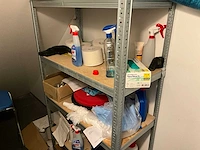 Schoonmaakwagen boma + diverse schoonmaakmiddelen - afbeelding 5 van  7