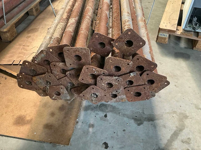 Schoren overige aannemersmateriaal - afbeelding 2 van  3