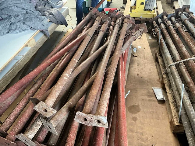 Schoren overige aannemersmateriaal - afbeelding 1 van  3