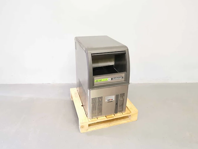 Schot - ec47 - ijsmachine - afbeelding 2 van  2