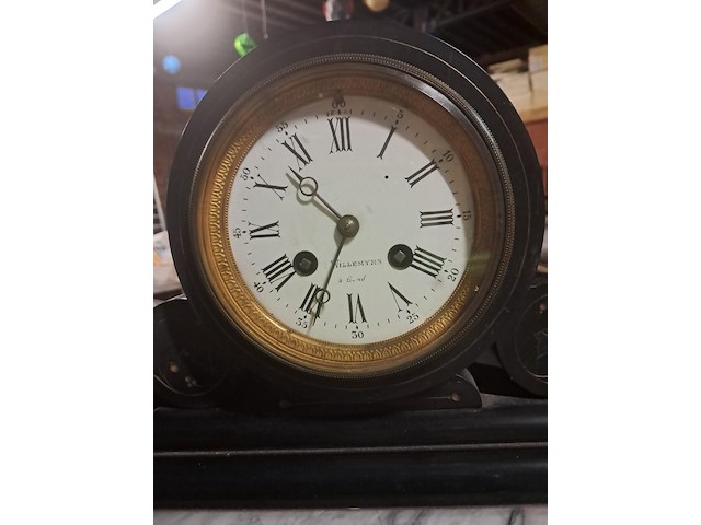 Schowklok leiesteen en marmer werking onbekend ( b 270mm h 290mm ) - afbeelding 2 van  4