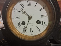 Schowklok leiesteen en marmer werking onbekend ( b 270mm h 290mm ) - afbeelding 2 van  4