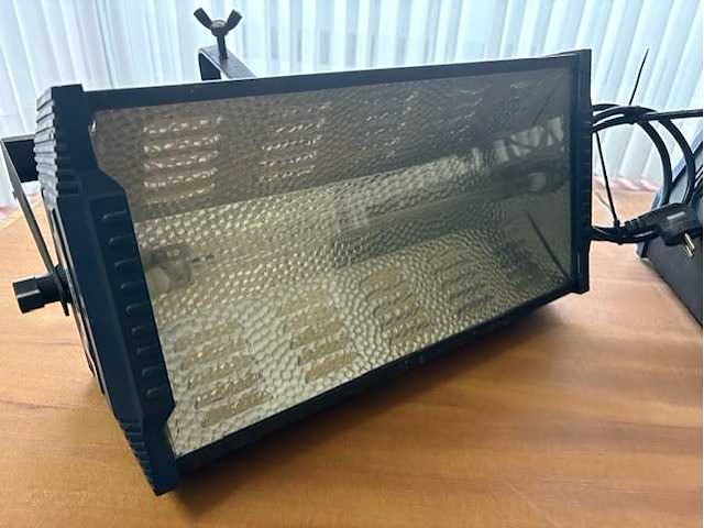 Schowtec - various light equipment (3x) - afbeelding 6 van  8