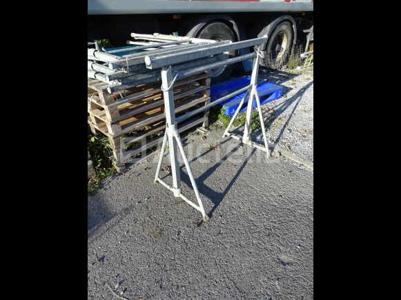 Schragen, gereedschappen, frames, koetsen...