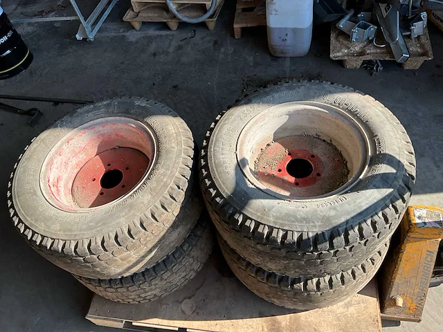 Schranklader banden en velgen - afbeelding 2 van  8