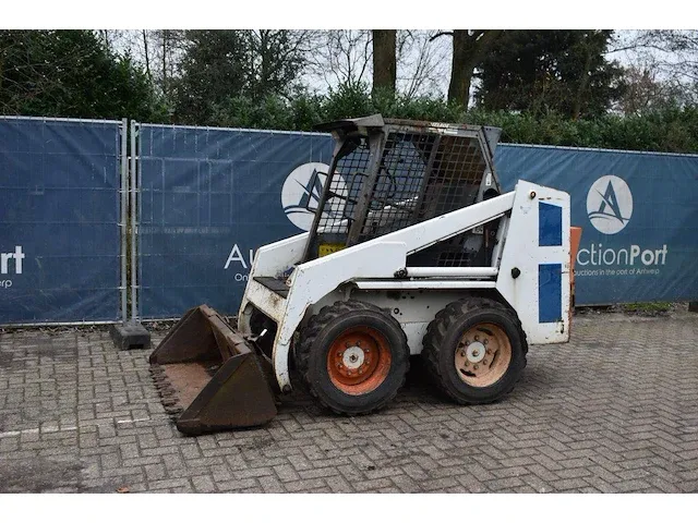 Schranklader bobcat 743 diesel (marge) - afbeelding 1 van  1