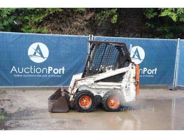 Schranklader bobcat diesel - afbeelding 1 van  1