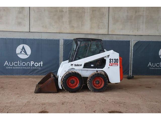 Schranklader bobcat s130 diesel 49pk 2011 - afbeelding 1 van  1