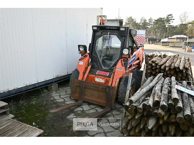 Schranklader fiat hitachi compact line type sl45b - afbeelding 1 van  7