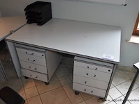 Schrijftafel vv 2 ladeblokken - afbeelding 1 van  1