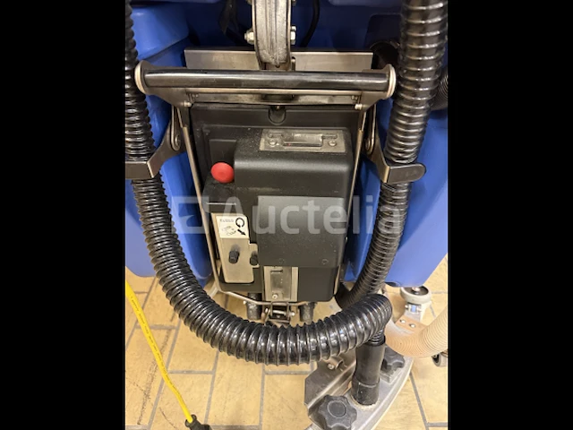 Schrob-/zuigmachine - numatic reinigingsmachine ttb 4552 100 st - afbeelding 13 van  16