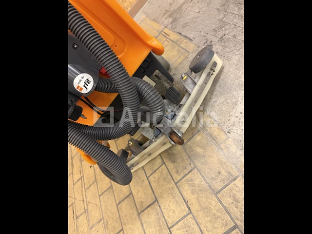 Schrob-/zuigmachine - reinigingsmachine taski swingo 755 b - afbeelding 15 van  18