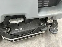 Schrob-zuigmachine kärcher professional b 150 r - afbeelding 2 van  29