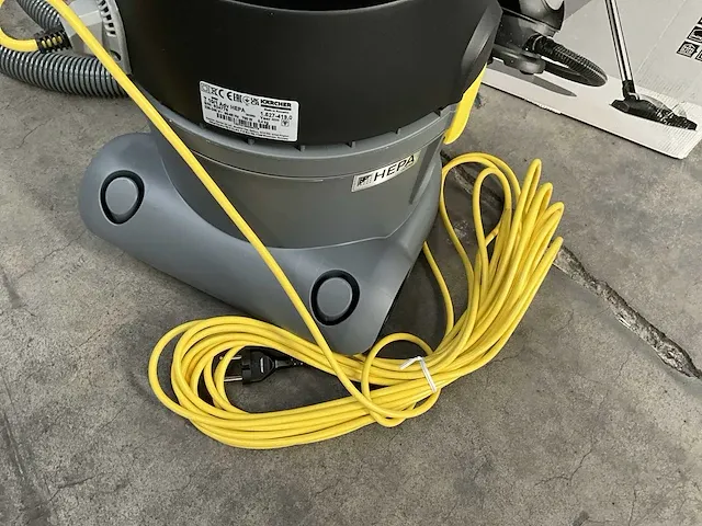Schrob-zuigmachine kärcher professional b 150 r - afbeelding 15 van  29