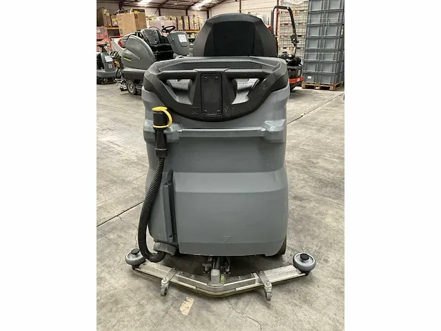 Schrob-zuigmachine kärcher professional b 150 r - afbeelding 24 van  29
