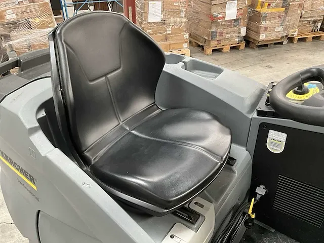 Schrob-zuigmachine kärcher professional b 150 r - afbeelding 27 van  29