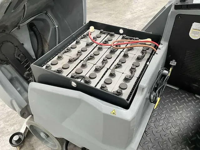 Schrob-zuigmachine kärcher professional b 150 r - afbeelding 9 van  17