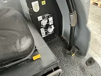 Schrob-zuigmachine kärcher professional b 250 r - afbeelding 3 van  19