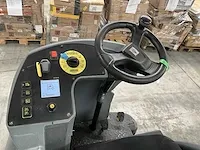 Schrob-zuigmachine kärcher professional b 250 r - afbeelding 18 van  19