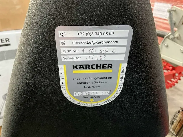 Schrob-zuigmachine kärcher professional b 90 r - afbeelding 10 van  18