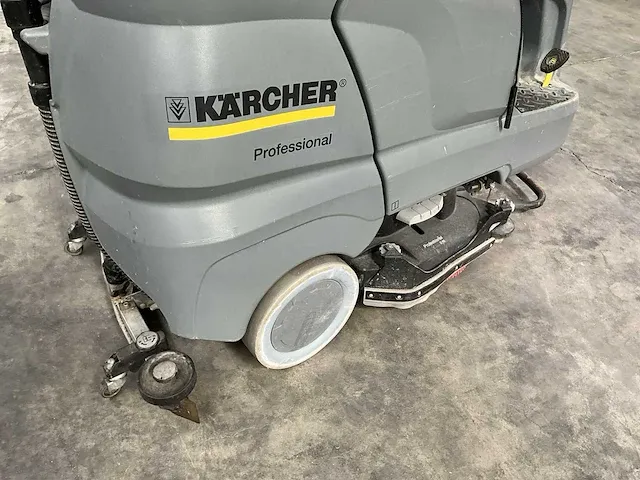 Schrob-zuigmachine kärcher professional b 90 r - afbeelding 14 van  18