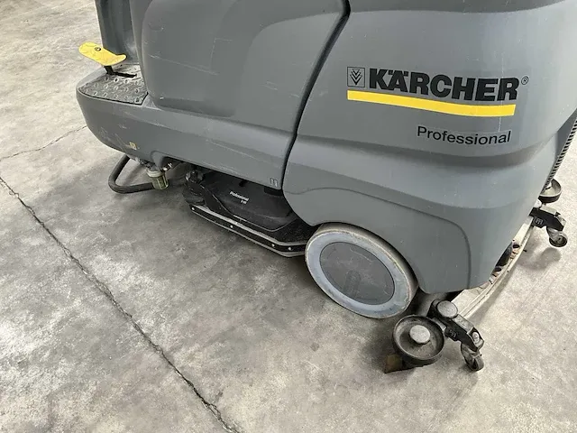 Schrob-zuigmachine kärcher professional b 90 r - afbeelding 15 van  18