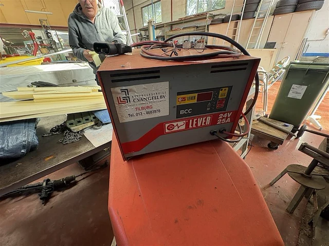 Schrobmachine hako met lader - afbeelding 4 van  8