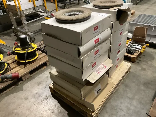 Schrobmachine pads (34x) - afbeelding 1 van  9