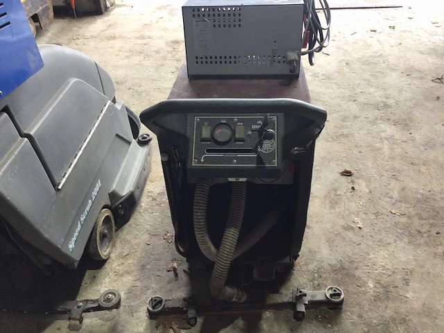 Schrobzuigmachine (2x) - afbeelding 17 van  17
