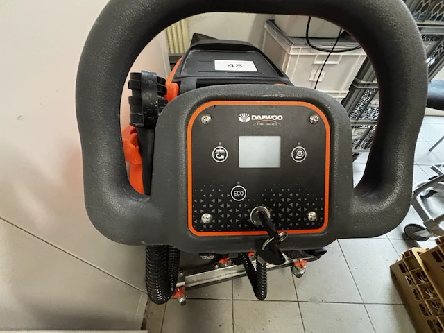 Schrobzuigmachine daewoo - afbeelding 3 van  6