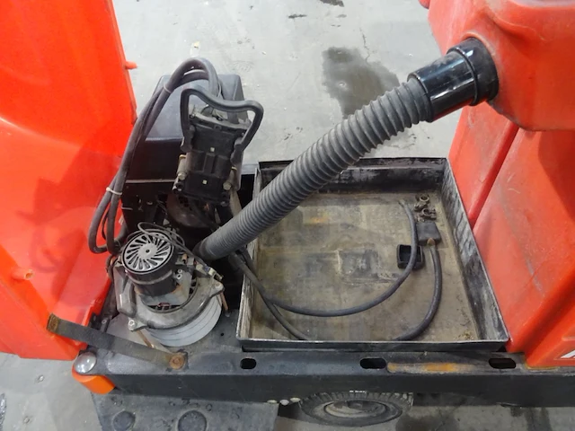 Schrobzuigmachine hako - afbeelding 11 van  12