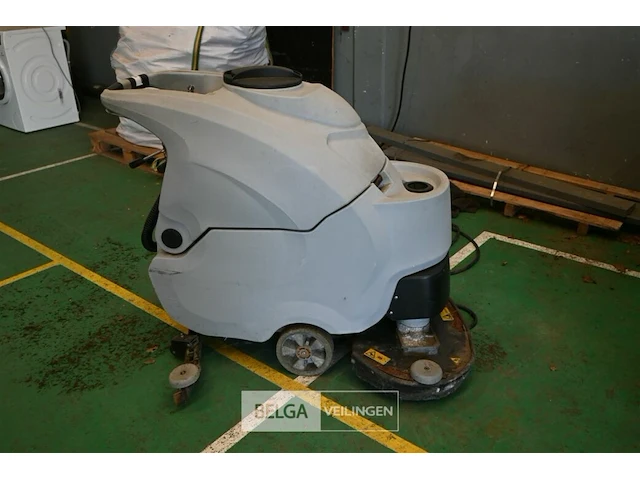 Schrobzuigmachine ipc cleaning - afbeelding 7 van  9