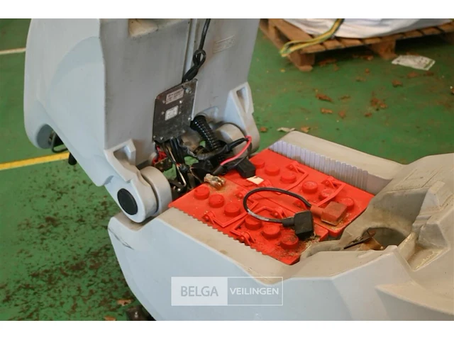 Schrobzuigmachine ipc cleaning - afbeelding 8 van  9
