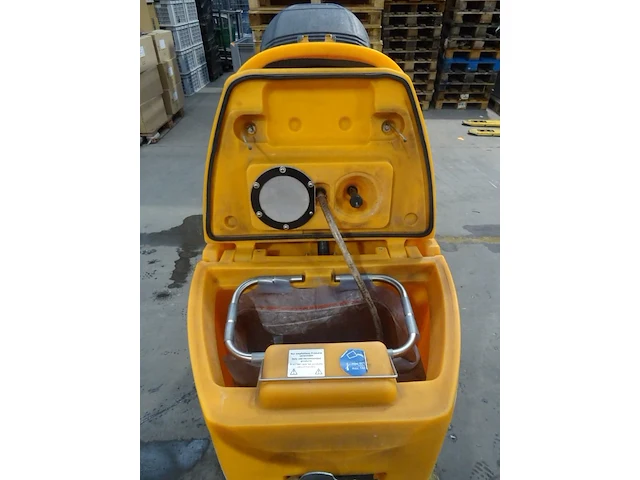 Schrobzuigmachine taski - afbeelding 7 van  21