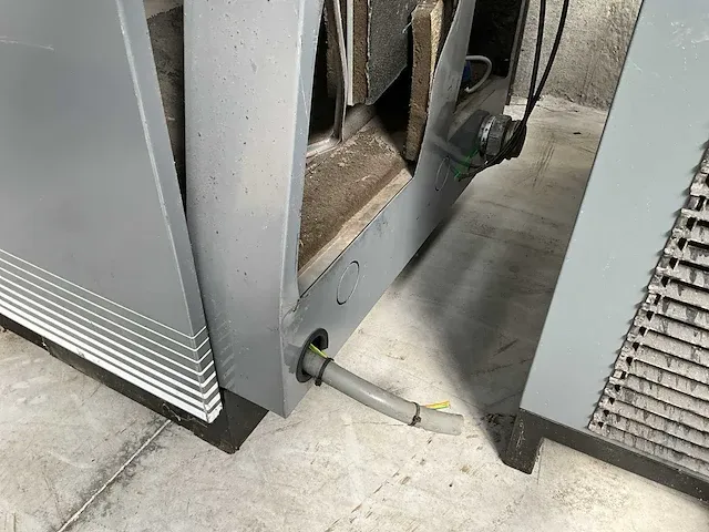 Schroefcompressor atlas copco ga37 + ketel en koel-unit - afbeelding 6 van  14