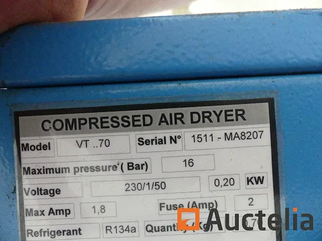 Schroefcompressor, droger en tank - afbeelding 6 van  9