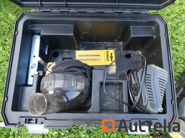 Schroefmachine dewalt dcd796, schroefmachine impact dewalt dcf 887, schaafmachine complete kit dewalt dcp580 - afbeelding 5 van  8