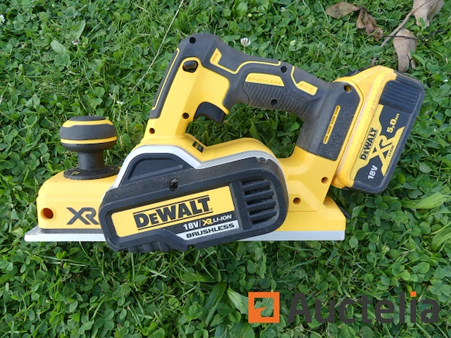 Schroefmachine dewalt dcd796, schroefmachine impact dewalt dcf 887, schaafmachine complete kit dewalt dcp580 - afbeelding 6 van  8