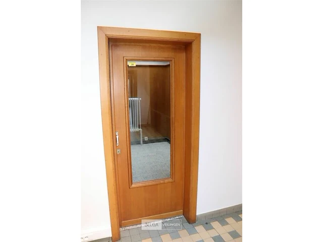 Schuifdeur met glas - afbeelding 1 van  3