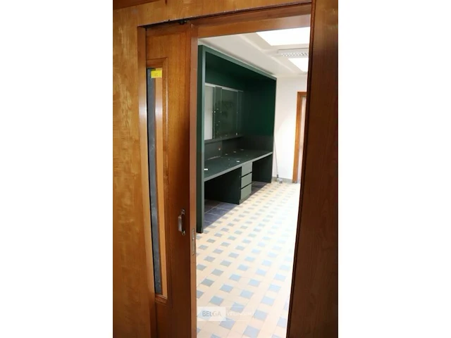 Schuifdeur met glas - afbeelding 2 van  3