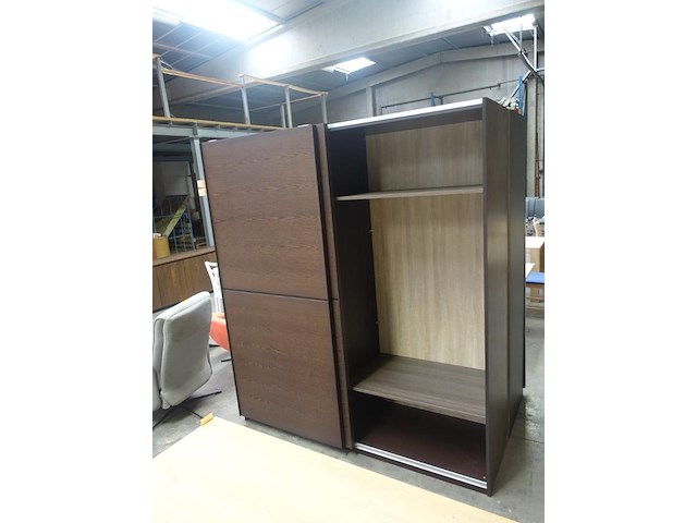 Schuifdeurkast eik - afbeelding 4 van  5