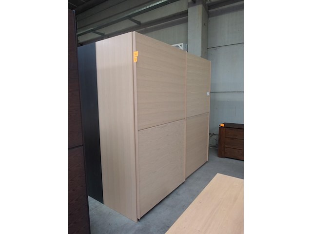 Schuifdeurkast eik - afbeelding 3 van  6