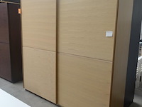 Schuifdeurkast eik - afbeelding 2 van  6