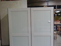 Schuifdeurkast - afbeelding 1 van  4