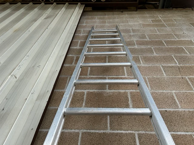 Schuifladder vgs - afbeelding 1 van  4