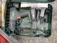 Schuimpistolen met accuboormachine, doos met gatenzaag - afbeelding 6 van  13