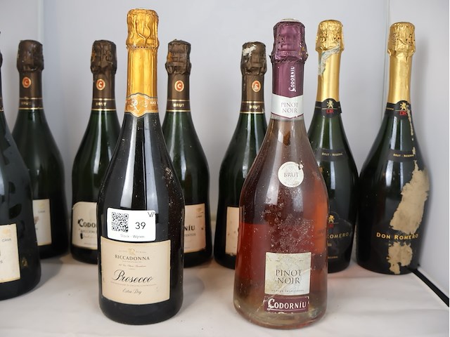 Schuimwijn (x9) - afbeelding 2 van  4